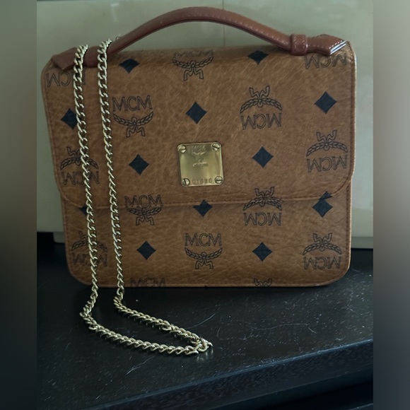 MCM RARE VINTAGE MCM MINI TOTE AND CROSSBODY BAG. PRISTINE CONDITION. - Picture 14 of 15